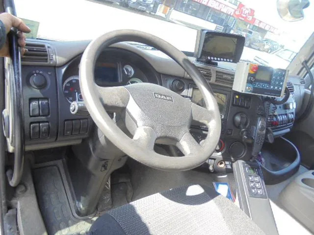 משאית אשפה DAF FAN CF75-250 6X2: תמונה 16