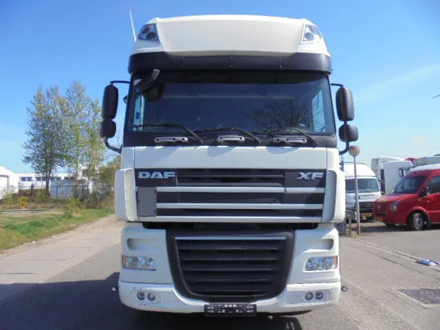 DAF XF 105.460 SUPERSPACE - יחידת טרקטור: תמונה 2 DAF XF 105.460 SUPERSPACE - יחידת טרקטור: תמונה 2
