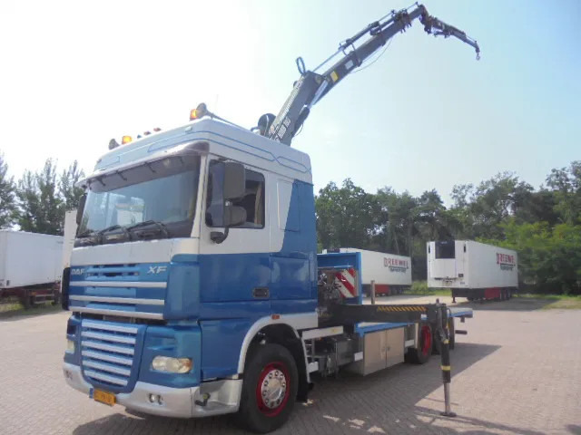 DAF XF 105 XF105 NL TRUCK - משאית מנוף: תמונה 1 DAF XF 105 XF105 NL TRUCK - משאית מנוף: תמונה 1