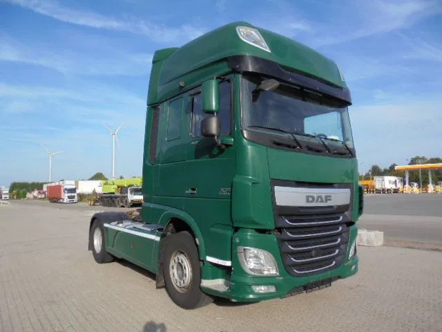 DAF XF 106.460 SUPER SPACE CAB - יחידת טרקטור: תמונה 3 DAF XF 106.460 SUPER SPACE CAB - יחידת טרקטור: תמונה 3