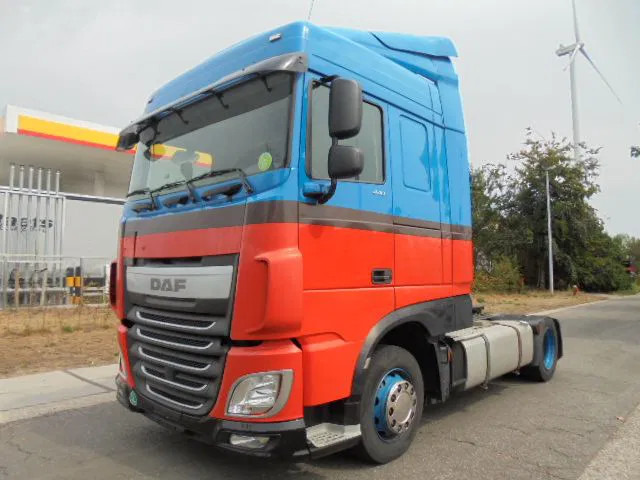DAF XF 440 MEGA - יחידת טרקטור: תמונה 1 DAF XF 440 MEGA - יחידת טרקטור: תמונה 1