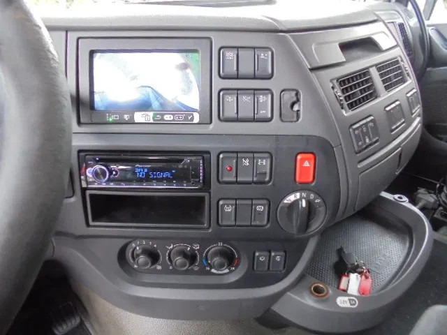 DAF XF 440 SUPER SPACE CAB - יחידת טרקטור: תמונה 5 DAF XF 440 SUPER SPACE CAB - יחידת טרקטור: תמונה 5