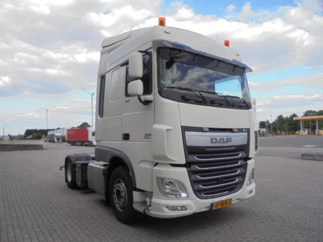 DAF XF 460 FT + COMPRESSOR - יחידת טרקטור: תמונה 3 DAF XF 460 FT + COMPRESSOR - יחידת טרקטור: תמונה 3