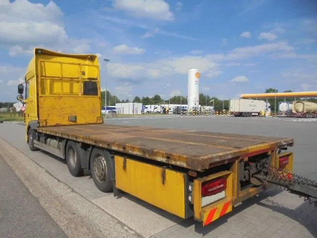 DAF XF 510 FAR 6X2 - משאית צד נופל/ שטוחה: תמונה 5 DAF XF 510 FAR 6X2 - משאית צד נופל/ שטוחה: תמונה 5