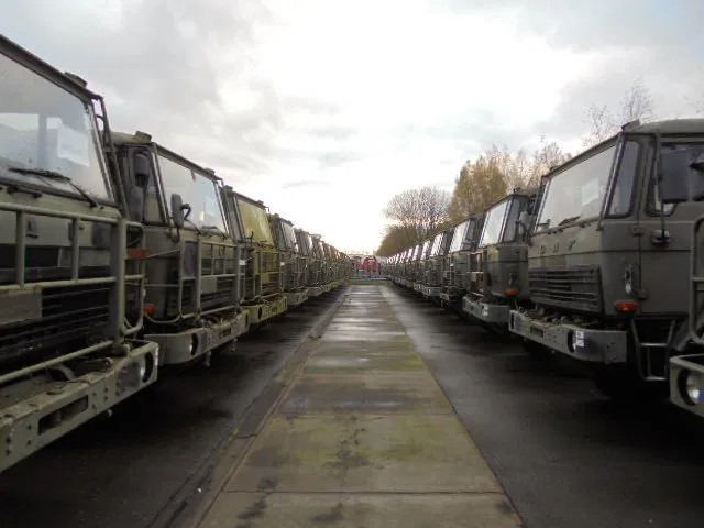 משאית DAF YA 4X4  50 X TRUCKS FOR SALE: תמונה 6