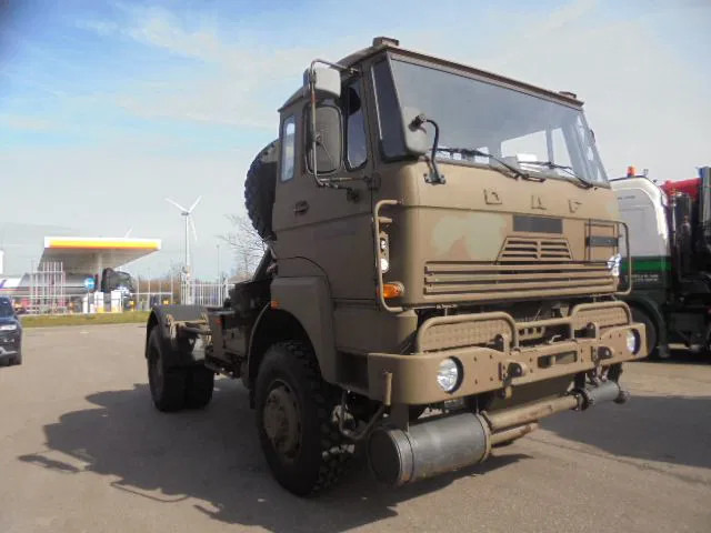 DAF YA YTV 2300 4X4 +WSK - יחידת טרקטור: תמונה 3 DAF YA YTV 2300 4X4 +WSK - יחידת טרקטור: תמונה 3