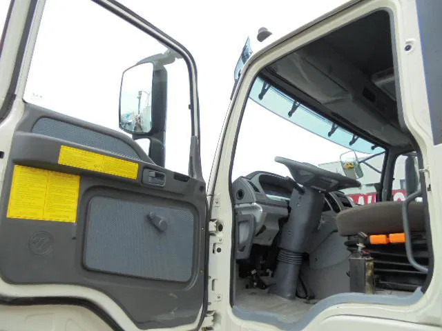 Diversen FOTON DAIMLER TX 3234 6X4 FOTON DAIMLER TX 3234 6X4 - מזהיר: תמונה 5 Diversen FOTON DAIMLER TX 3234 6X4 FOTON DAIMLER TX 3234 6X4 - מזהיר: תמונה 5
