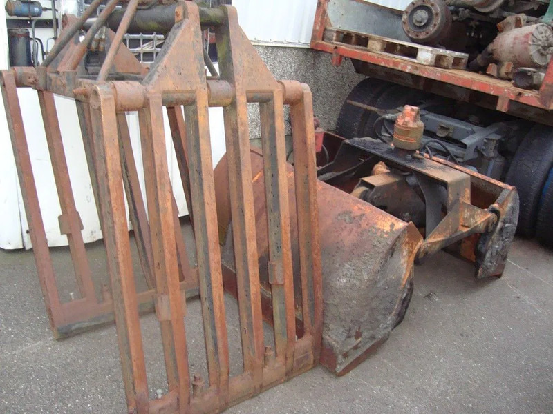 Hiab ALLTYPE YEARS AND PRICES HIAB PALFINGER HMF ATLAS KENNIS EFFER COPMA - עגורן מעמיס: תמונה 5 Hiab ALLTYPE YEARS AND PRICES HIAB PALFINGER HMF ATLAS KENNIS EFFER COPMA - עגורן מעמיס: תמונה 5