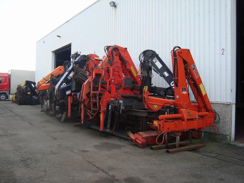Hiab ALLTYPE YEARS AND PRICES HIAB PALFINGER HMF ATLAS KENNIS EFFER COPMA - עגורן מעמיס: תמונה 3 Hiab ALLTYPE YEARS AND PRICES HIAB PALFINGER HMF ATLAS KENNIS EFFER COPMA - עגורן מעמיס: תמונה 3