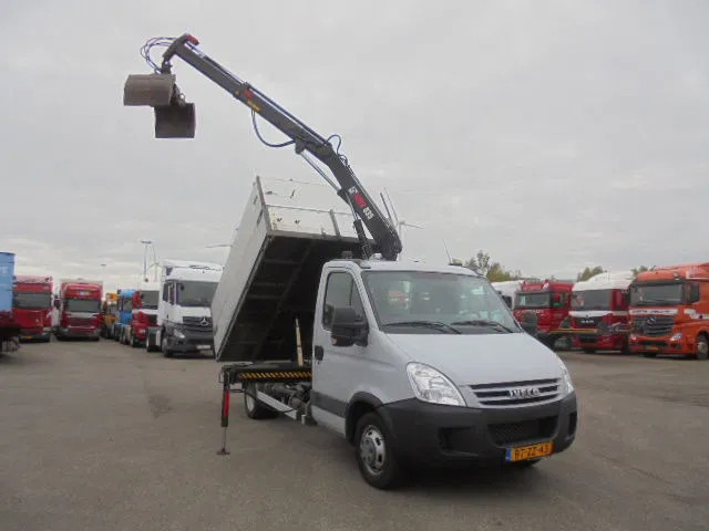 Iveco Daily 50 C18 NL TRUCK - מזהיר, משאית מנוף: תמונה 4 Iveco Daily 50 C18 NL TRUCK - מזהיר, משאית מנוף: תמונה 4