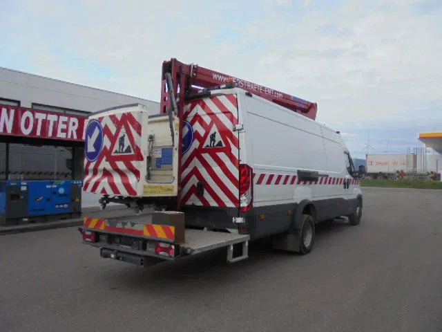 Iveco Daily 70 70C17 - משאית: תמונה 4 Iveco Daily 70 70C17 - משאית: תמונה 4