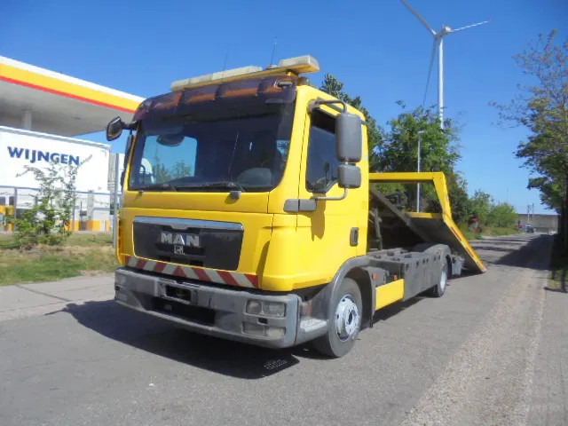 MAN TGL 8-220 - משאית הובלה אוטומטית: תמונה 1 MAN TGL 8-220 - משאית הובלה אוטומטית: תמונה 1