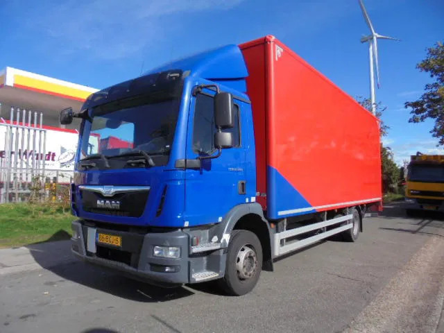 MAN TGM 12.250 - משאית תיבה: תמונה 1 MAN TGM 12.250 - משאית תיבה: תמונה 1