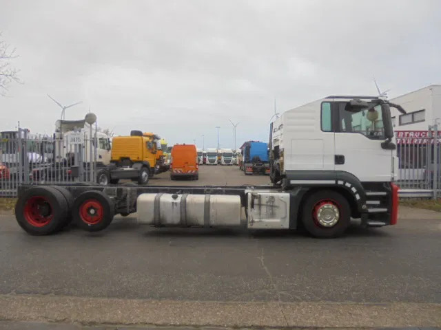 MAN TGS 23.400 LL.U 6X2 - משאית הובלה אוטומטית: תמונה 2 MAN TGS 23.400 LL.U 6X2 - משאית הובלה אוטומטית: תמונה 2