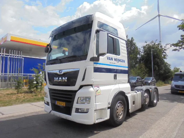 MAN TGX 26.500 XXL TUV APK 02-26 NL TRUCK 16X IN STOCK - יחידת טרקטור: תמונה 1 MAN TGX 26.500 XXL TUV APK 02-26 NL TRUCK 16X IN STOCK - יחידת טרקטור: תמונה 1