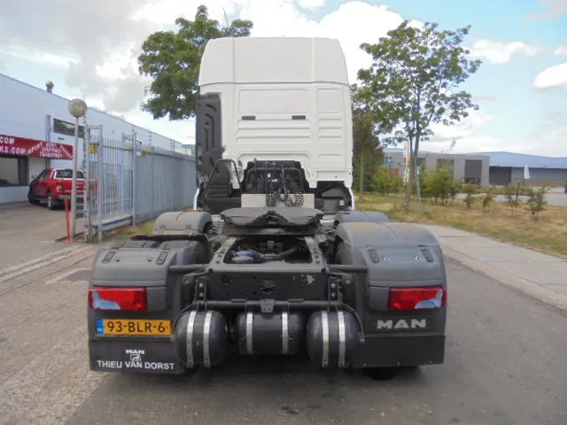 MAN TGX 26.500 XXL TUV APK 03-26 NL TRUCK 16X IN STOCK - יחידת טרקטור: תמונה 5 MAN TGX 26.500 XXL TUV APK 03-26 NL TRUCK 16X IN STOCK - יחידת טרקטור: תמונה 5