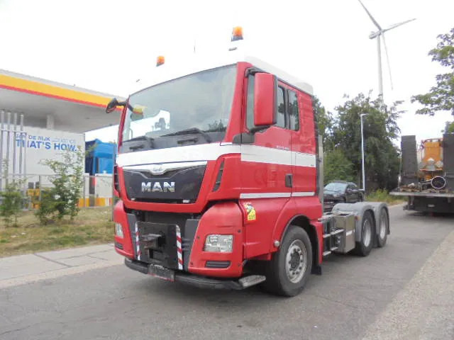 MAN TGX 33.480 6X4 Manual Gearbox Retarder - יחידת טרקטור: תמונה 1 MAN TGX 33.480 6X4 Manual Gearbox Retarder - יחידת טרקטור: תמונה 1