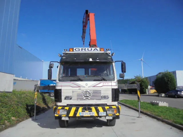 Mercedes-Benz 2435 S/6X2/4 + ROBSON DRIVE - משאית גרירה: תמונה 3 Mercedes-Benz 2435 S/6X2/4 + ROBSON DRIVE - משאית גרירה: תמונה 3
