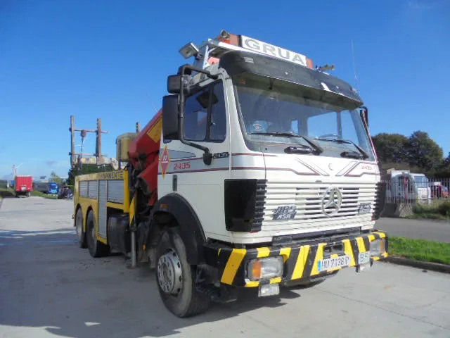 Mercedes-Benz 2435 S/6X2/4 + ROBSON DRIVE - משאית גרירה: תמונה 5 Mercedes-Benz 2435 S/6X2/4 + ROBSON DRIVE - משאית גרירה: תמונה 5