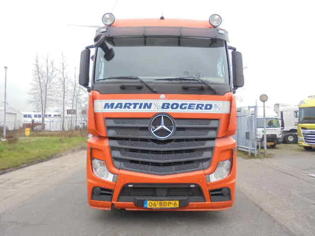 Mercedes-Benz Actros 1842 LS NL TRUCK - יחידת טרקטור: תמונה 2 Mercedes-Benz Actros 1842 LS NL TRUCK - יחידת טרקטור: תמונה 2