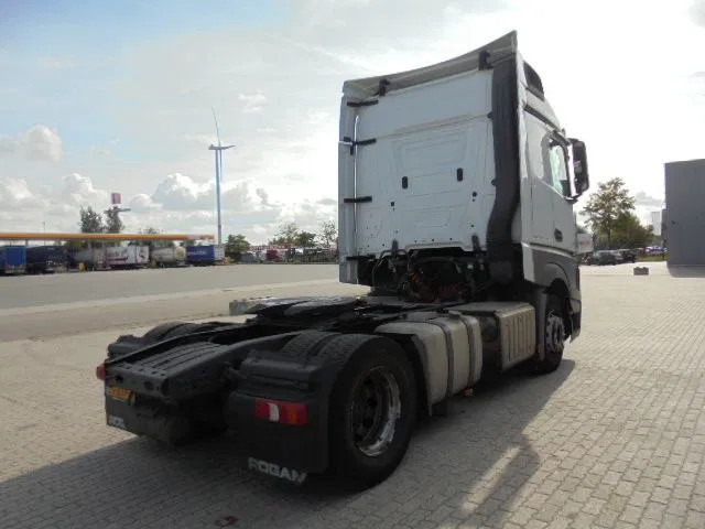 Mercedes-Benz Actros 1842 - יחידת טרקטור: תמונה 4 Mercedes-Benz Actros 1842 - יחידת טרקטור: תמונה 4