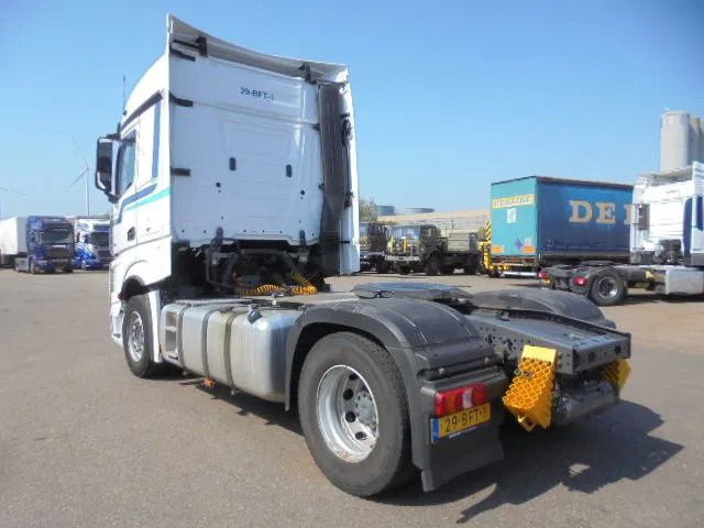 Mercedes-Benz Actros 1843 - יחידת טרקטור: תמונה 5 Mercedes-Benz Actros 1843 - יחידת טרקטור: תמונה 5