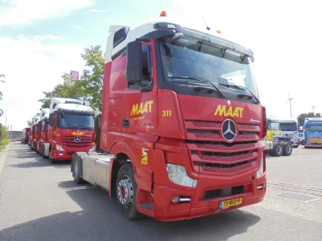 Mercedes-Benz Actros 1843 - יחידת טרקטור: תמונה 3 Mercedes-Benz Actros 1843 - יחידת טרקטור: תמונה 3
