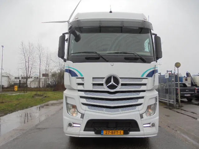 Mercedes-Benz Actros 1942 LS 4X2 - יחידת טרקטור: תמונה 2 Mercedes-Benz Actros 1942 LS 4X2 - יחידת טרקטור: תמונה 2