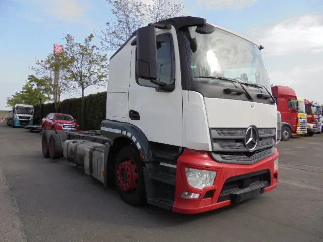 Mercedes-Benz Actros 2336 LL 6X2 EUR 6 - משאית הובלה אוטומטית: תמונה 3 Mercedes-Benz Actros 2336 LL 6X2 EUR 6 - משאית הובלה אוטומטית: תמונה 3