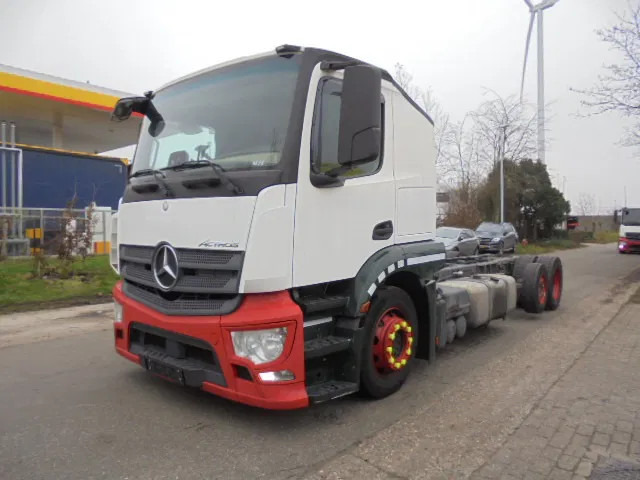 Mercedes-Benz Actros 2340 LL - משאית הובלה אוטומטית: תמונה 1 Mercedes-Benz Actros 2340 LL - משאית הובלה אוטומטית: תמונה 1