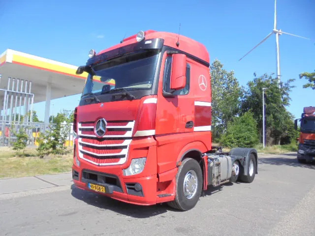 Mercedes-Benz Actros 2345 6X2 NL TRUCK - יחידת טרקטור: תמונה 1 Mercedes-Benz Actros 2345 6X2 NL TRUCK - יחידת טרקטור: תמונה 1