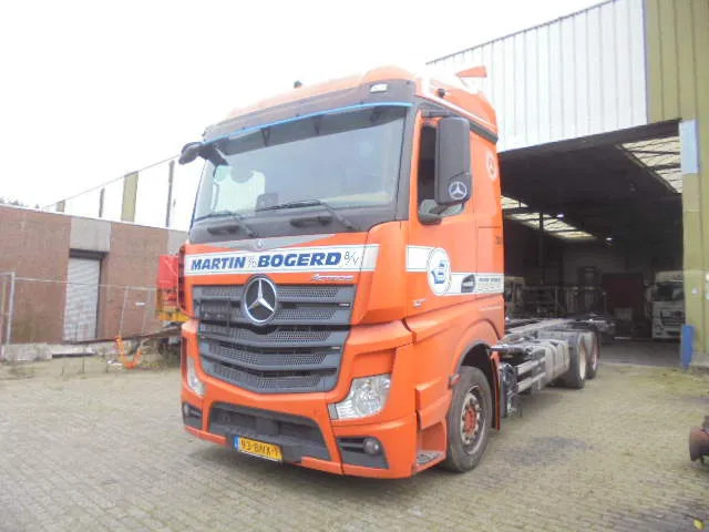 Mercedes-Benz Actros 2542 LS 6X2 ENGINE BROKE - מוביל מכולות/ משאית החלפת גוף: תמונה 1 Mercedes-Benz Actros 2542 LS 6X2 ENGINE BROKE - מוביל מכולות/ משאית החלפת גוף: תמונה 1