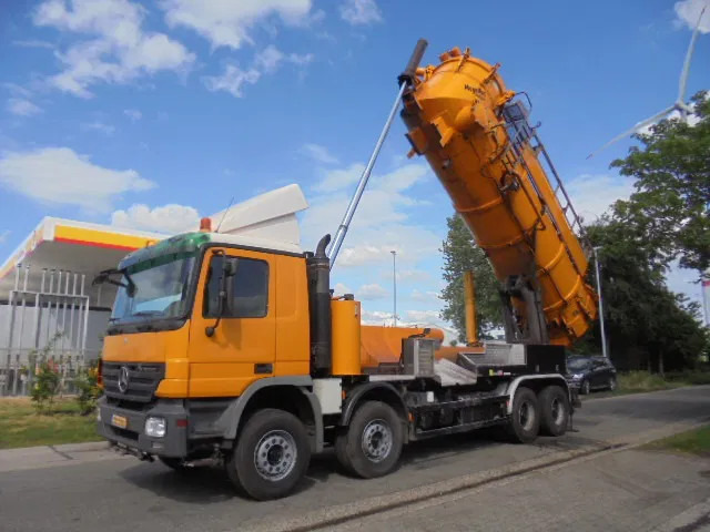 Mercedes-Benz Actros 4141K MEGA VAC - משאית ואקום: תמונה 1 Mercedes-Benz Actros 4141K MEGA VAC - משאית ואקום: תמונה 1