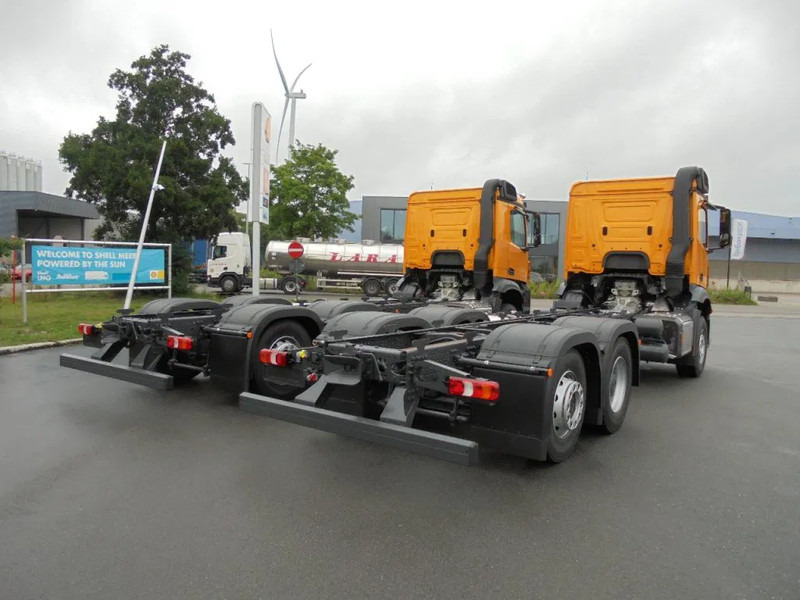 Mercedes-Benz Arocs 2848 6X2 NEW DEMO - משאית עם שלדת תא: תמונה 3 Mercedes-Benz Arocs 2848 6X2 NEW DEMO - משאית עם שלדת תא: תמונה 3