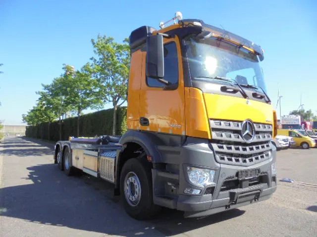 Mercedes-Benz Arocs 2848 NEW - משאית הרמת וו: תמונה 3 Mercedes-Benz Arocs 2848 NEW - משאית הרמת וו: תמונה 3