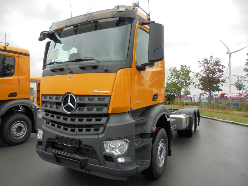 Mercedes-Benz Arocs AROCS 2848 6X2 MET FABRIEKS GARANTIE - משאית עם שלדת תא: תמונה 4 Mercedes-Benz Arocs AROCS 2848 6X2 MET FABRIEKS GARANTIE - משאית עם שלדת תא: תמונה 4
