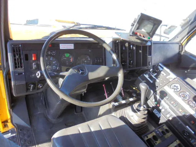 מטאטא כבישים Mercedes-Benz SK 1920 NL TRUCK: תמונה 10