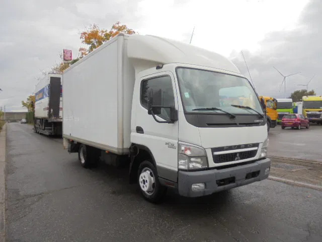 Mitsubishi Canter 3C13 LOW KM - כלי רכב מסחרי עם תיבה, כלי רכב מסחרי קומבי: תמונה 3 Mitsubishi Canter 3C13 LOW KM - כלי רכב מסחרי עם תיבה, כלי רכב מסחרי קומבי: תמונה 3