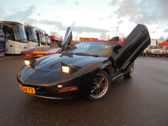 Pontiac Firebird AUT CONVERTIBLE - מכונית: תמונה 1 Pontiac Firebird AUT CONVERTIBLE - מכונית: תמונה 1