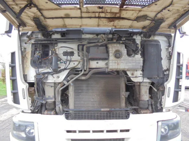 מזהיר Renault Premium Lander 460 8X4 RD: תמונה 16