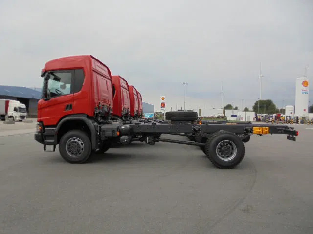 Scania P450 XT 4X4 NIEUW - DEMO - משאית עם שלדת תא: תמונה 4 Scania P450 XT 4X4 NIEUW - DEMO - משאית עם שלדת תא: תמונה 4