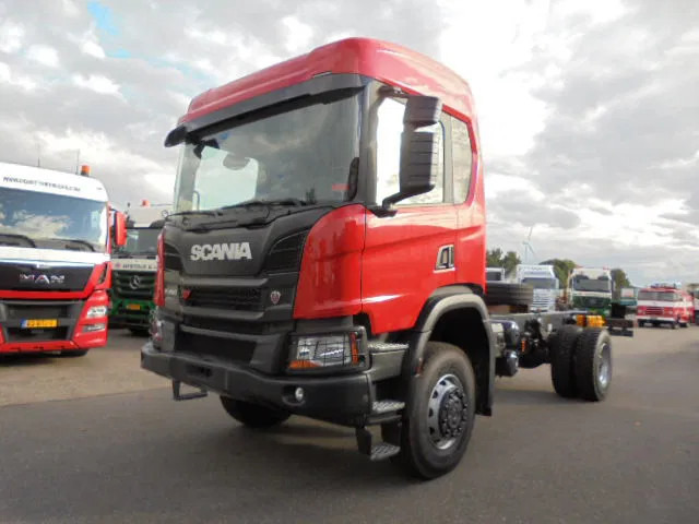 Scania P450 XT 4X4 NIEUW - DEMO - משאית עם שלדת תא: תמונה 1 Scania P450 XT 4X4 NIEUW - DEMO - משאית עם שלדת תא: תמונה 1
