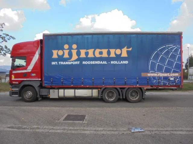Scania R400 6X2 RETARDER BDF - משאית תיבה: תמונה 5 Scania R400 6X2 RETARDER BDF - משאית תיבה: תמונה 5