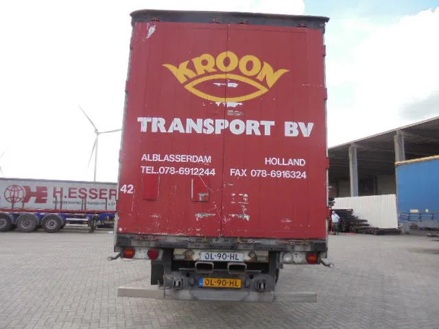 Schmitz Cargobull SCS 24/L-13.62 EB SAF DISC - סמיטריילר עם וילונות צד: תמונה 4 Schmitz Cargobull SCS 24/L-13.62 EB SAF DISC - סמיטריילר עם וילונות צד: תמונה 4