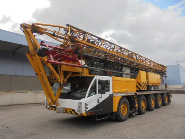 Spierings SK599-AT5 10X6 - עגורן מגדל: תמונה 1 Spierings SK599-AT5 10X6 - עגורן מגדל: תמונה 1