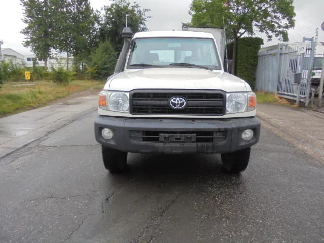 Toyota Land Cruiser HZJ78L 4X4 EXPORT OUTSIDE EU ONLY - מכונית: תמונה 2 Toyota Land Cruiser HZJ78L 4X4 EXPORT OUTSIDE EU ONLY - מכונית: תמונה 2