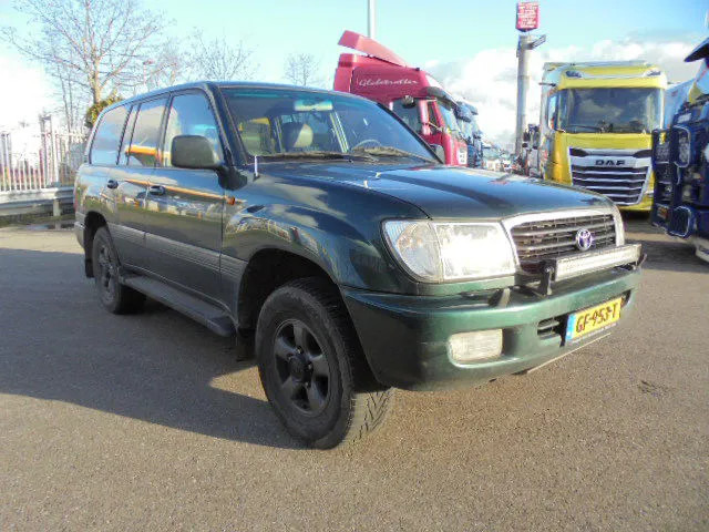 Toyota Land Cruiser - מכונית: תמונה 3 Toyota Land Cruiser - מכונית: תמונה 3