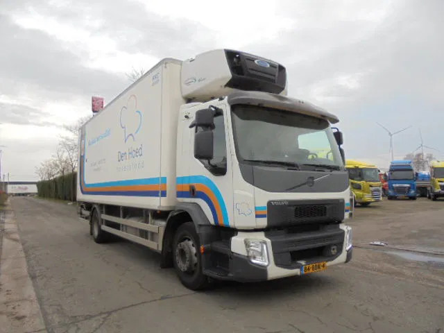 Volvo FE 250 CHEREAU NL TRUCK - משאית איזותרמית: תמונה 3 Volvo FE 250 CHEREAU NL TRUCK - משאית איזותרמית: תמונה 3