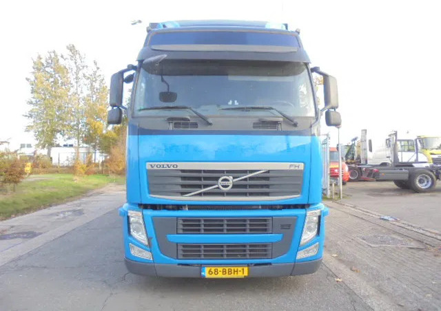 Volvo FH 420 6X2 NL TRUCK - משאית וילונות צד: תמונה 2 Volvo FH 420 6X2 NL TRUCK - משאית וילונות צד: תמונה 2