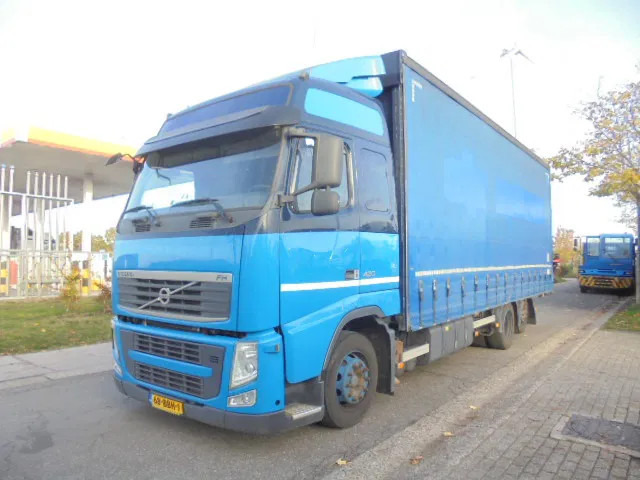 Volvo FH 420 6X2 NL TRUCK - משאית וילונות צד: תמונה 1 Volvo FH 420 6X2 NL TRUCK - משאית וילונות צד: תמונה 1